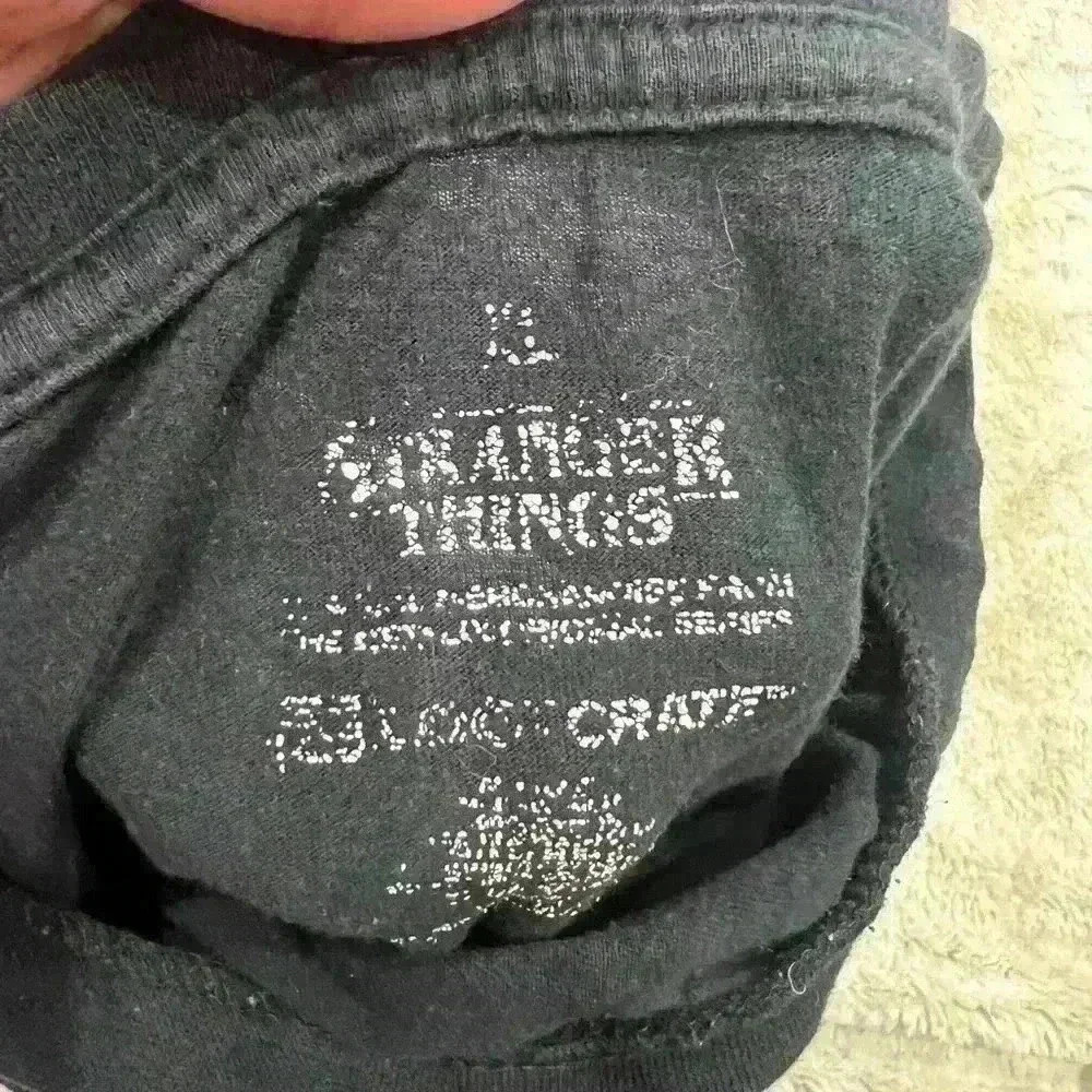 Stranger Things tee - Picture 3 of 3